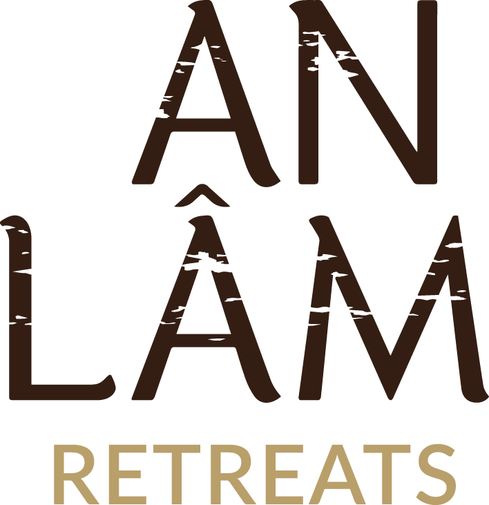 An Lam Retreats