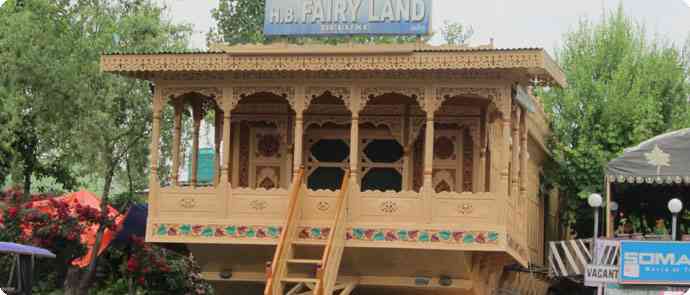 Dal Lake Holidays