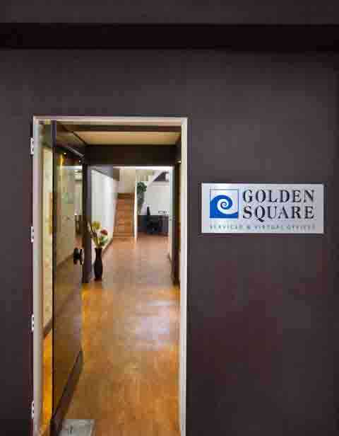 Golden Square Snap Office
