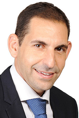 Guy Elias, CEO at Kardan