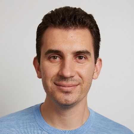 Nikolay Piriankov, CEO at Taylor and Hart