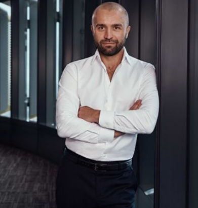 Adrian Przelozny, CEO at IR Ventures