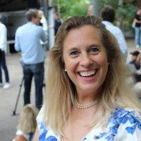 Elaine Warburton