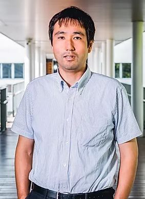 Kuniaki Higashi
